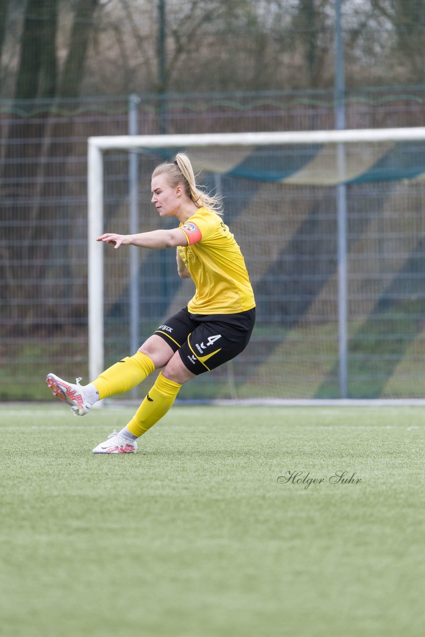 Bild 126 - F SSC Hagen Ahrensburg - SV Frisia Risum-Lindholm : Ergebnis: 1:2